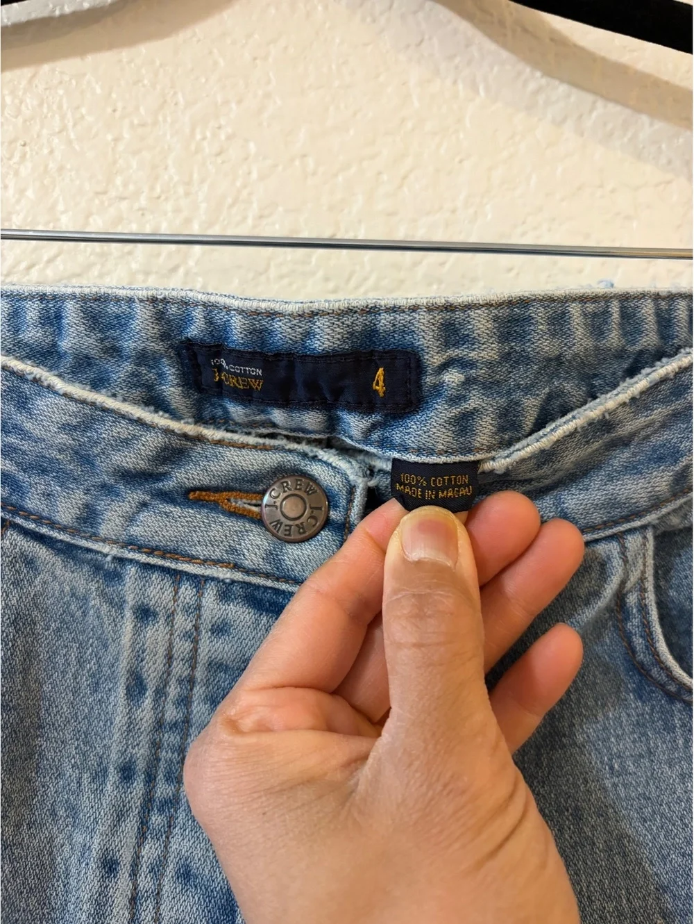 Vintage J.Crew Denim Cut-Off Shorts Womens Size 4 Light Wash Frayed Hem 5-Pocket